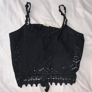 BLACK SUMMER CROP TOP